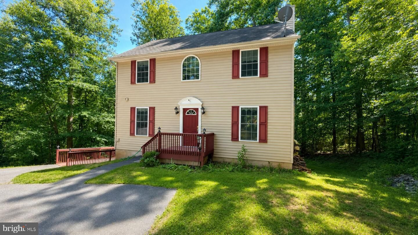 Property Photo:  68 View Drive View Drive  VA 22630 