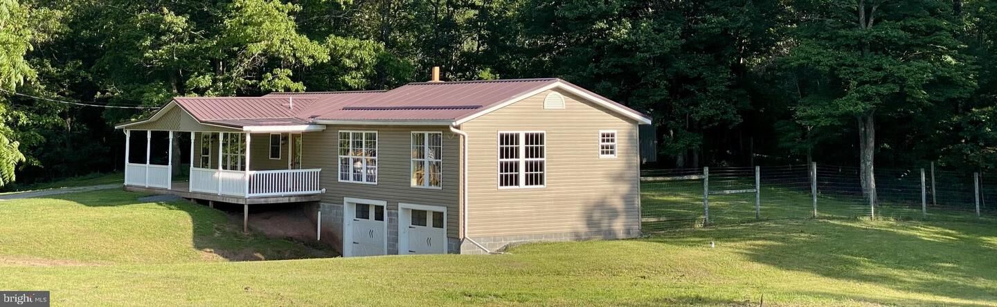 Property Photo: 7968 Cromwell Road PA 17264