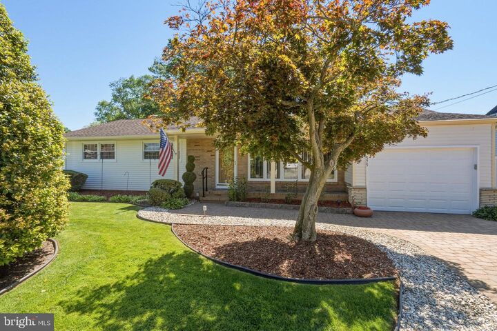 Property Photo:  575 Royal Drive  NJ 08360 