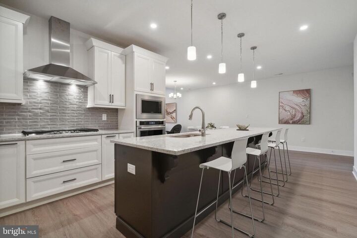 Property Photo:  512 Fullerton Farm Court 19  PA 18914 