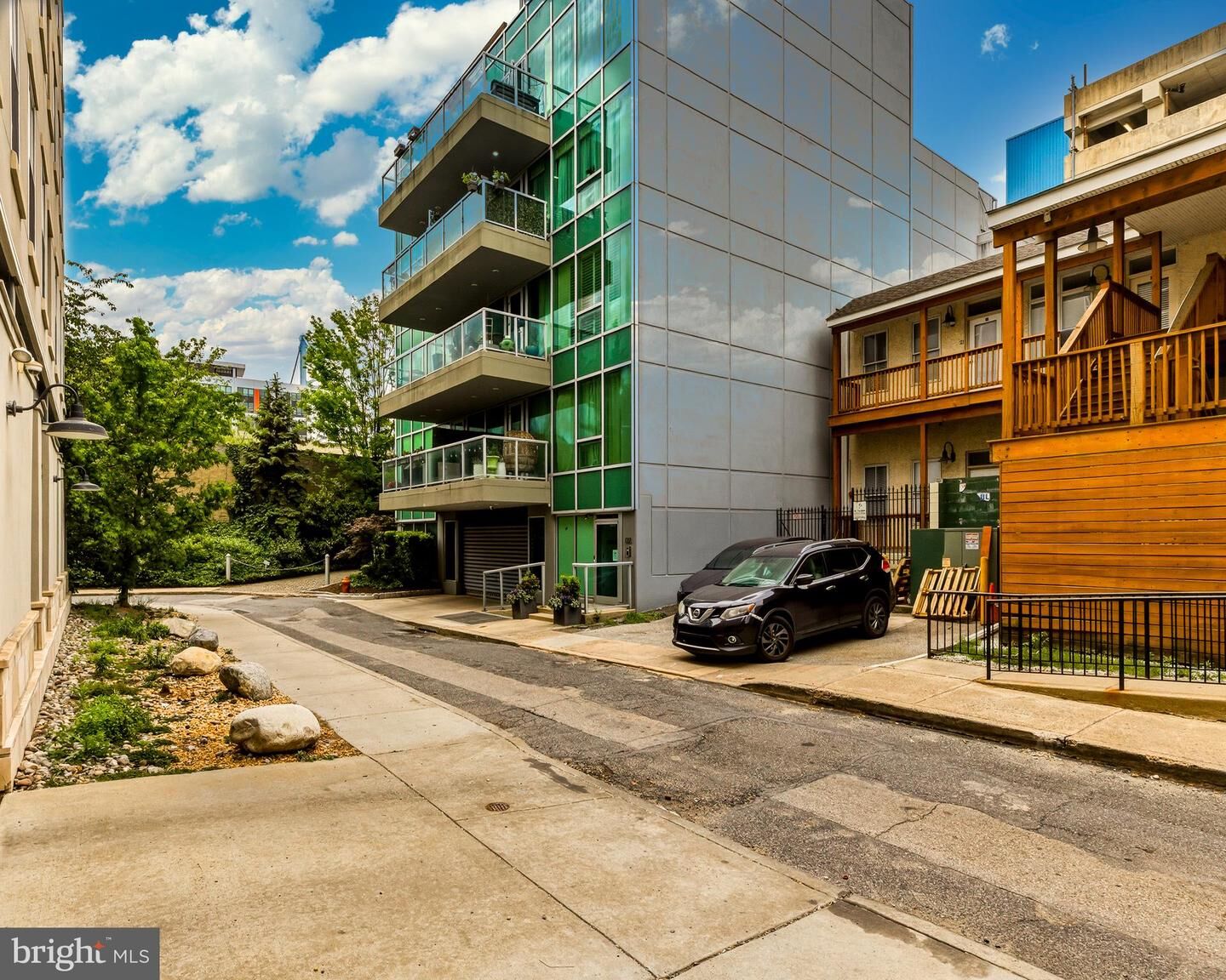 Property Photo: 122 New Street 30 4D PA 19106