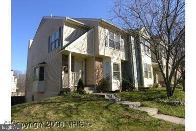 Property Photo: 11571 Hill Meade Lane VA 22192