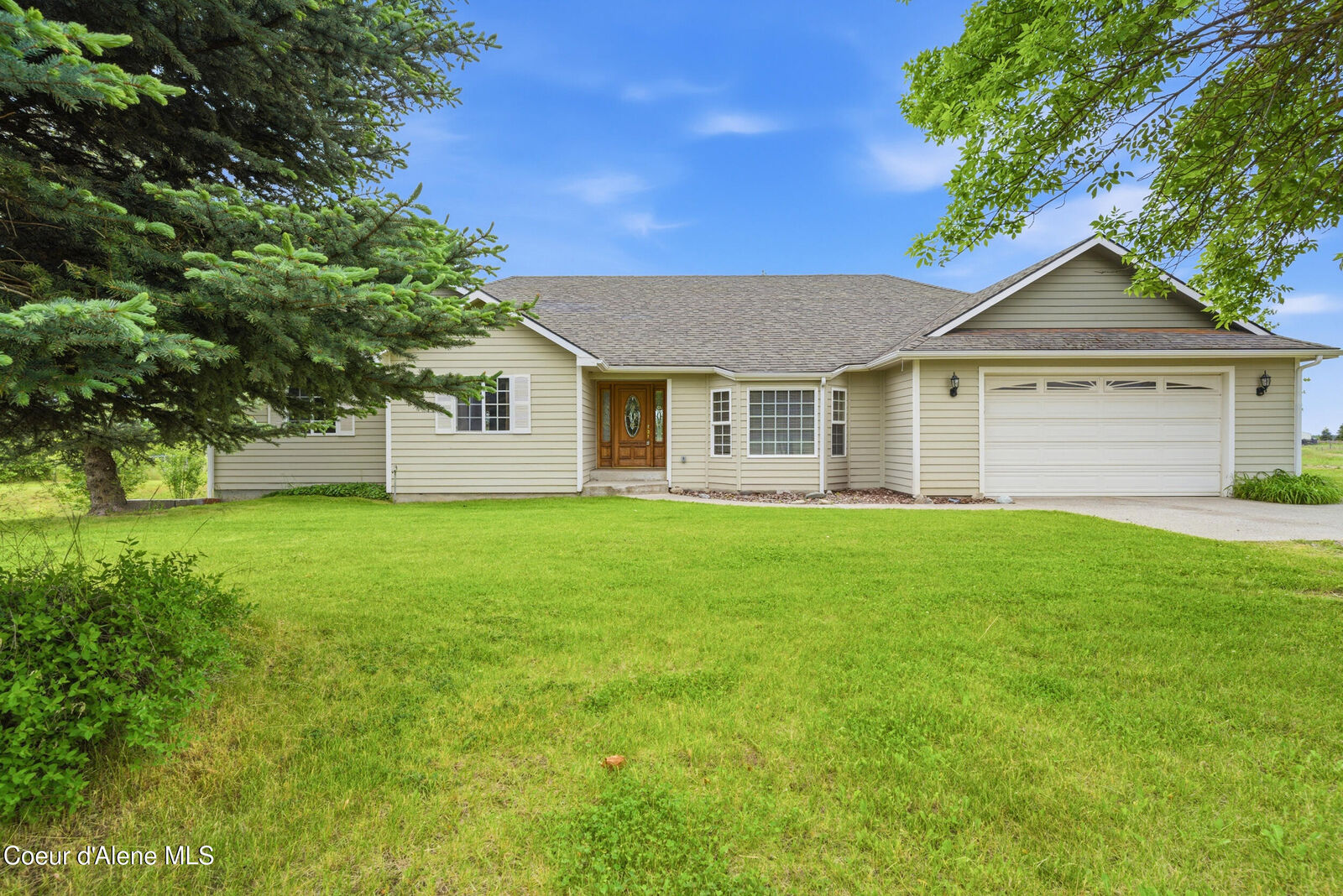 Property Photo:  2232 E Shoshone Ave  ID 83801 