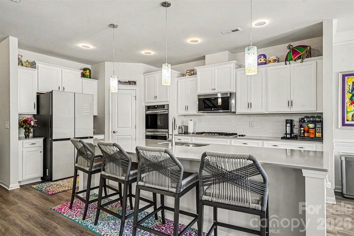 Property Photo:  3024 Deep River Way  NC 28173 