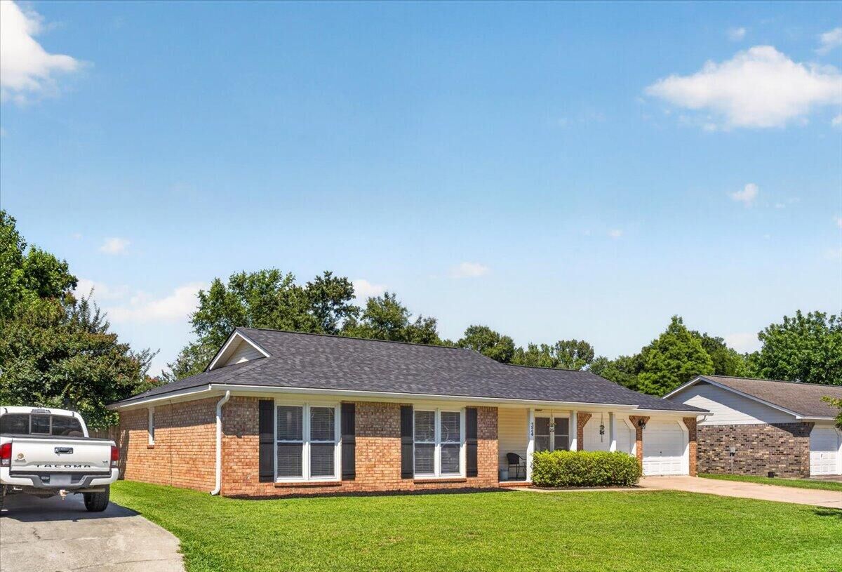 Property Photo: 324 Houston Drive SC 29456
