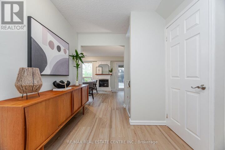 Property Photo:  3017 Glace Bay Road  ON L5N 2J9 