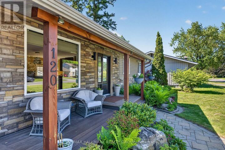 Property Photo:  120 Abbeyhill Drive  ON K2L 1H2 