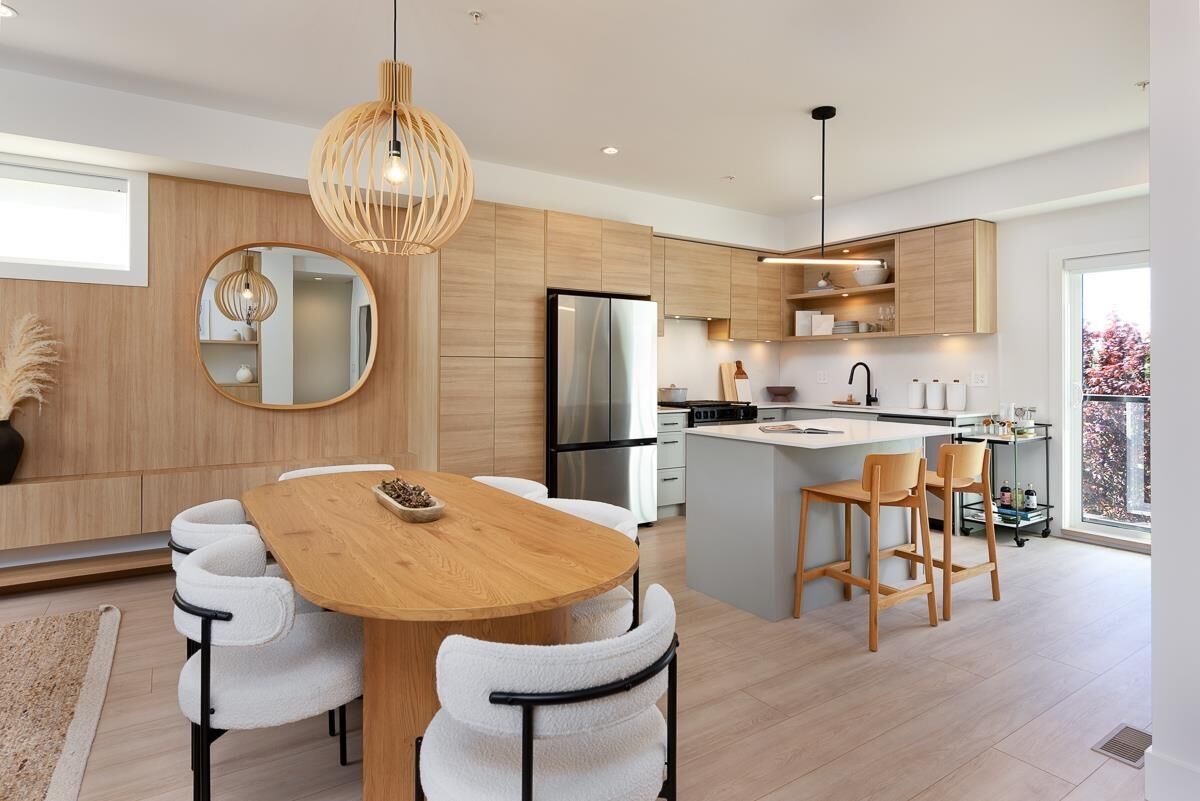 Property Photo:  20335 70A Avenue 30  BC V2Y 1S8 