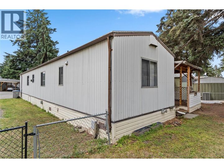 Property Photo:  2401 Ord Road 24  BC V2B 7V8 