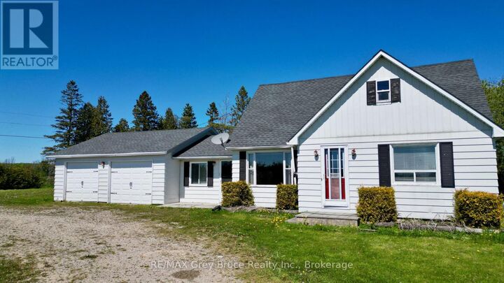 Property Photo:  114 Lindsay Road 5  ON N0H 1W0 