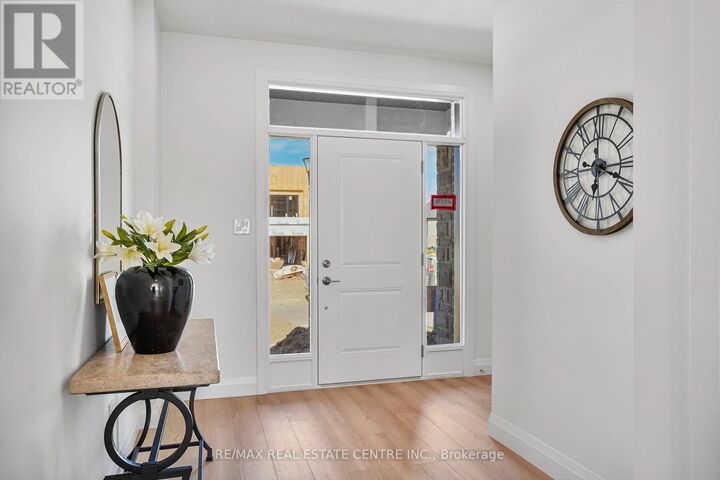 Property Photo:  2512 Constance Avenue  ON N6M 1E7 