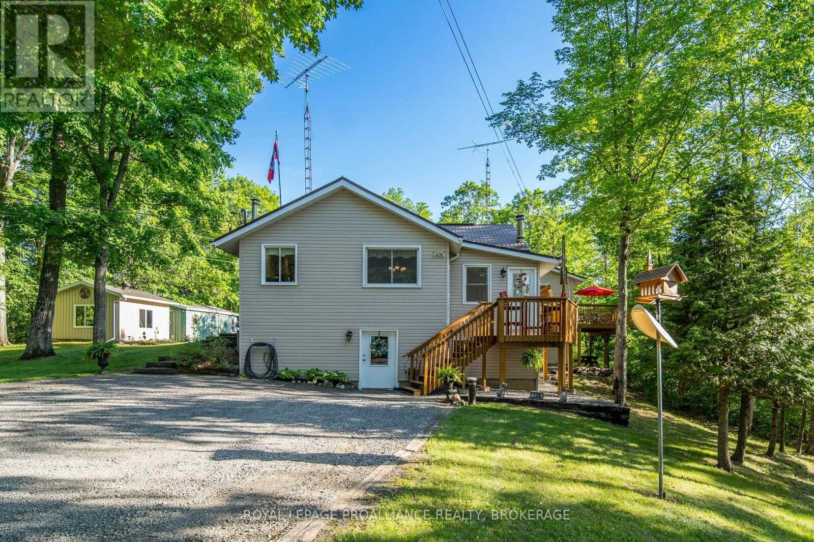 Property Photo:  1140 High Falls Lane  ON K0H 1W0 