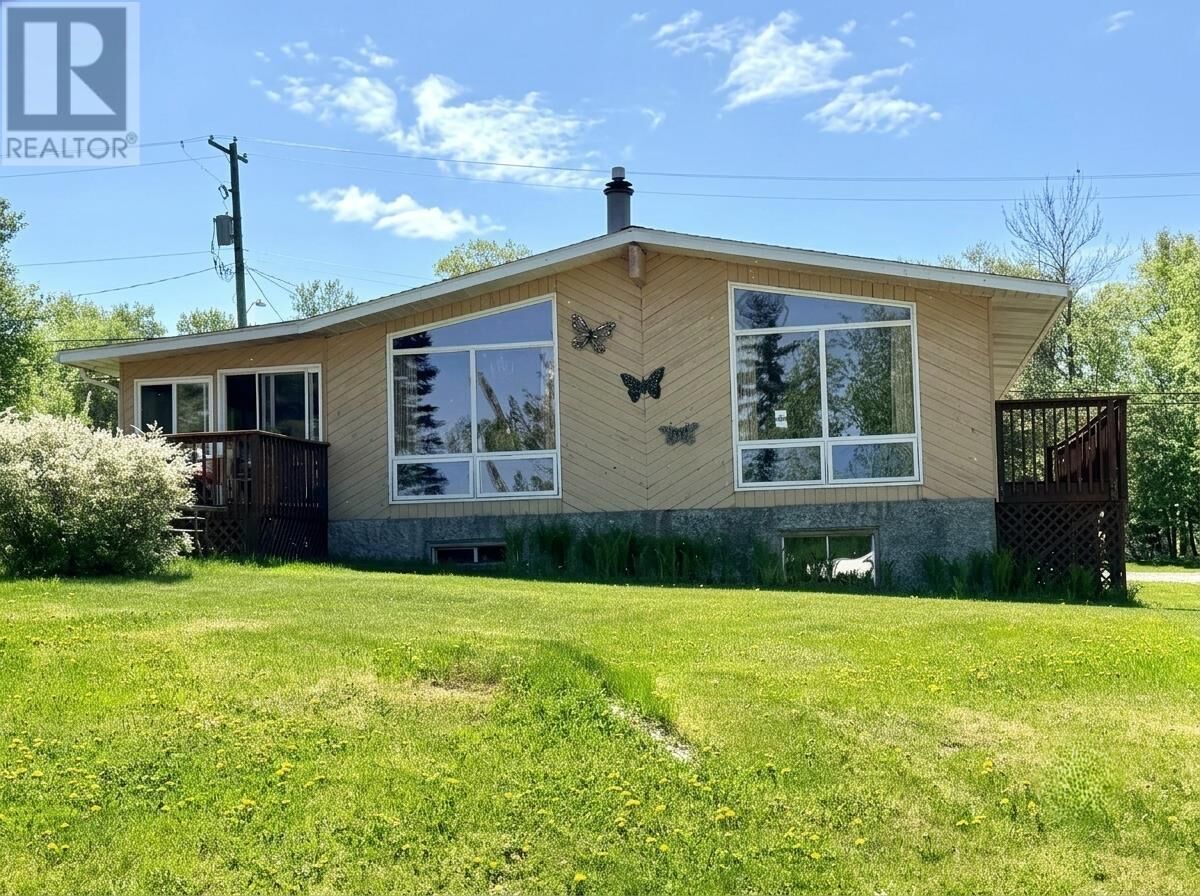 Property Photo:  1402 Ottawa Street  ON P0X 1C0 