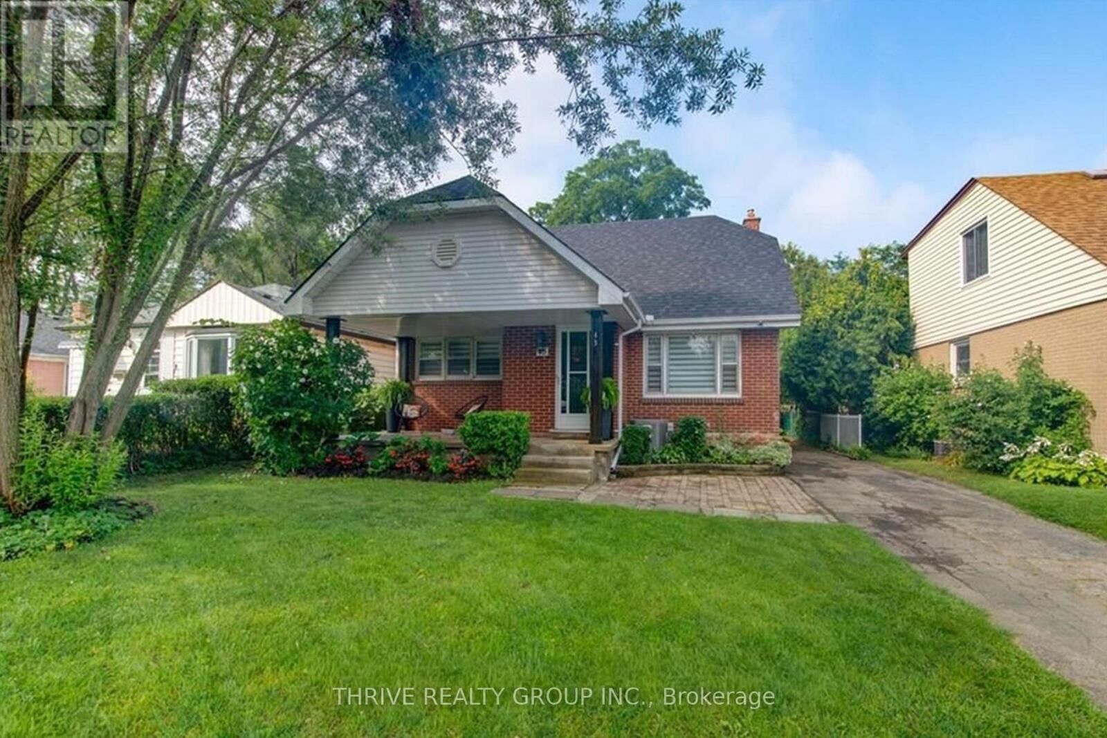 Property Photo:  45 Stevenson Avenue  ON N5W 1Y4 