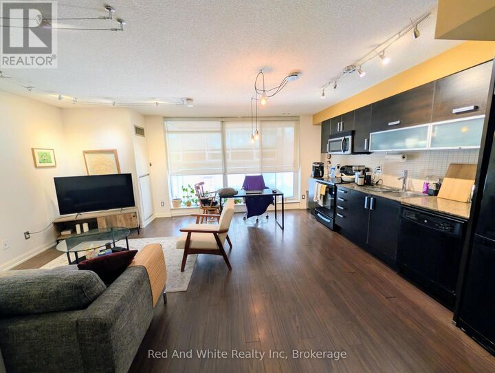 Property Photo:  205 Frederick Street 401  ON M5A 4V3 