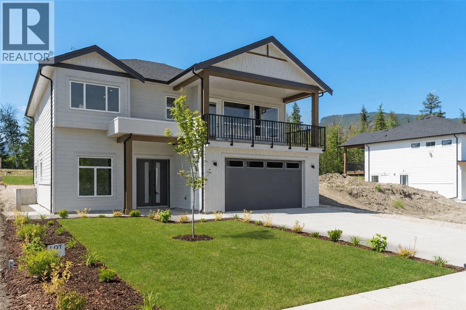 Property Photo: 6821 42 Street Northeast BC V0E 1K0
