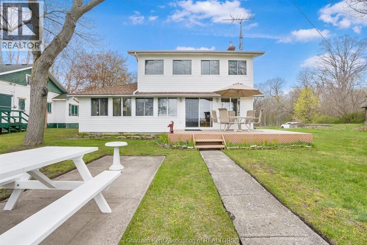 Property Photo:  17954 Lakeshore Road  ON N0P 1X0 