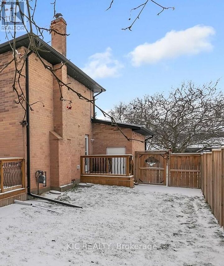 Property Photo:  108 Cardinal Crescent  ON L3Y 5Y6 