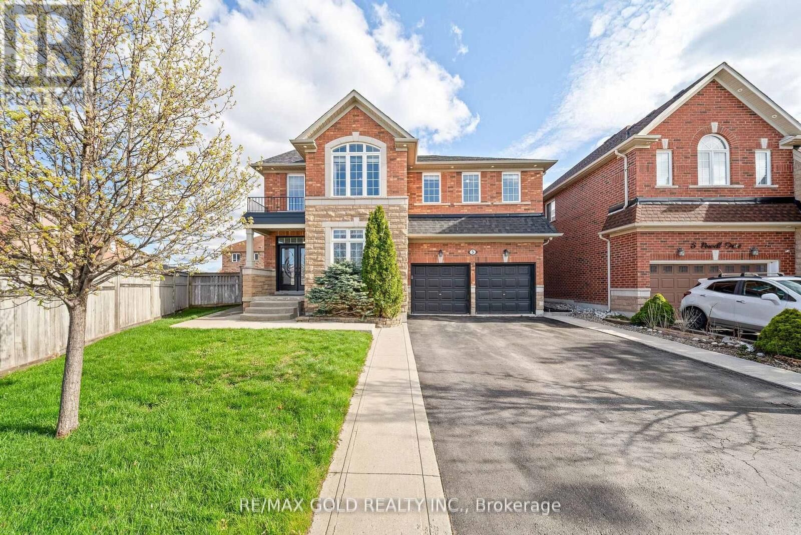 Property Photo:  3 Powell Drive  ON L6R 0K9 