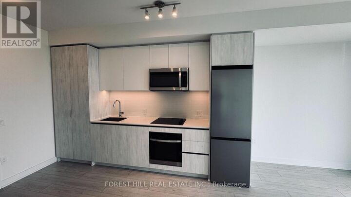 Property Photo:  5858 Yonge Street 3312  ON M2M 3T3 