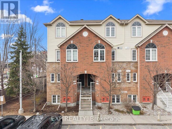 Property Photo:  57 Steele Park Private  ON K1J 0J2 