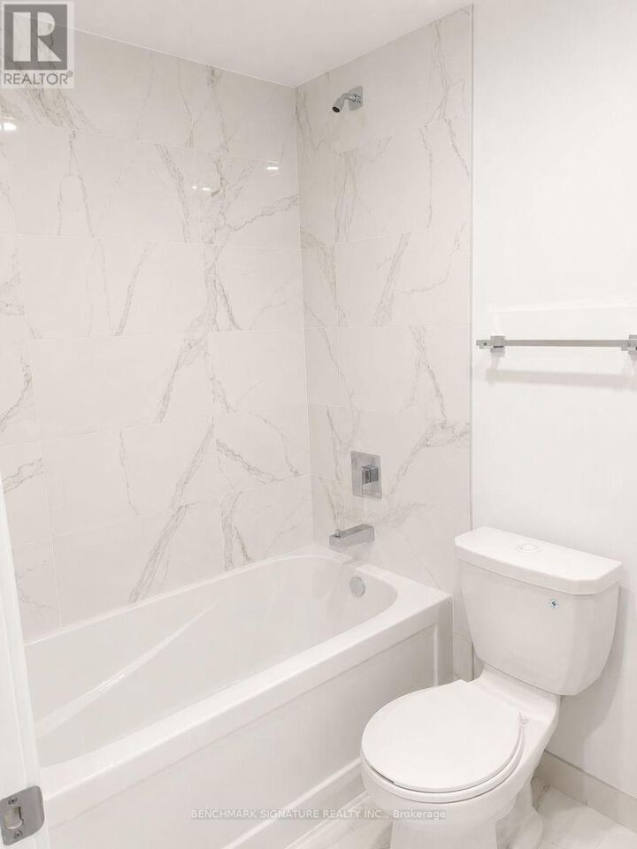Property Photo:  88 Queen Street East 909  ON M5C 0B6 
