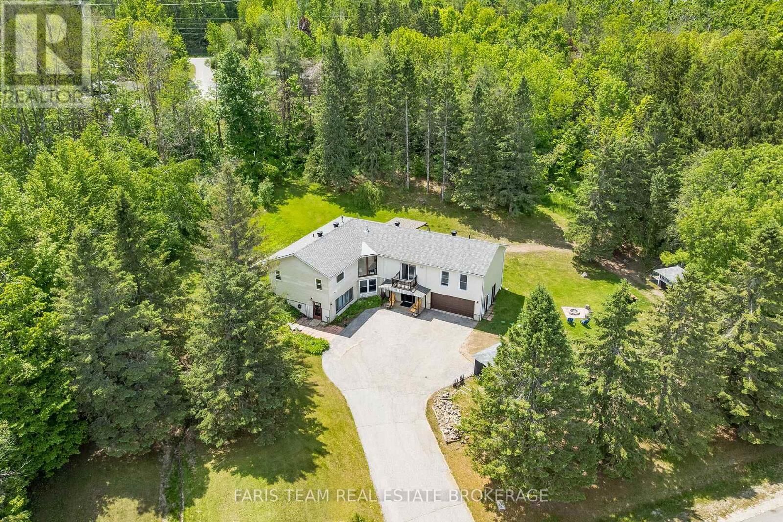 Property Photo:  52 Old Scotia Place  ON L3V 0R7 