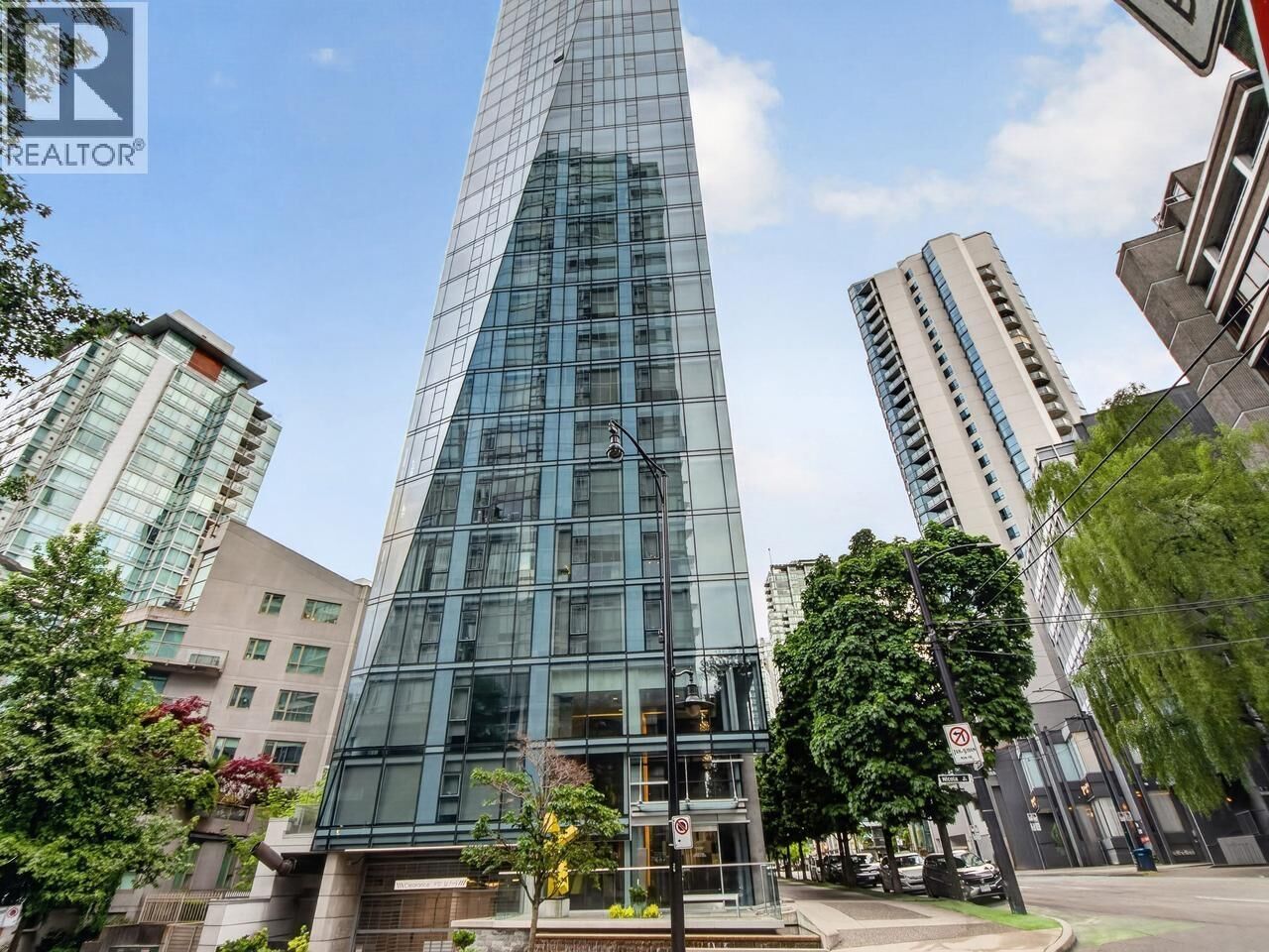 Photo de la propriété:  1499 West Pender Street 1902  BC V6G 0A7 