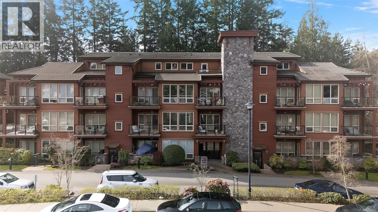 Property Photo:  631 Brookside Road 205  BC L1L 1L1 