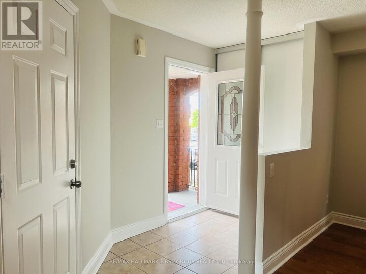 Property Photo:  101 Booth Crescent  ON L1Z 1H7 