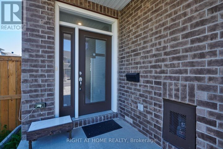 Property Photo:  45 Mandevilla Crescent  ON K1T 0Y2 