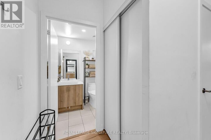 Property Photo:  1195 The Queensway 317  ON M8Z 1R6 