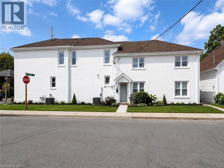 79 Cedar Street — photo 1