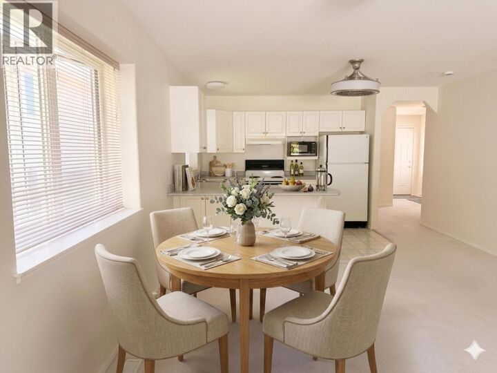 Property Photo: 617 27th Avenue South 5 BC V1C 6L1