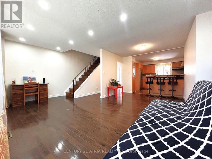 Property Photo: 19 Yellow Birchway ON M2H 2S9