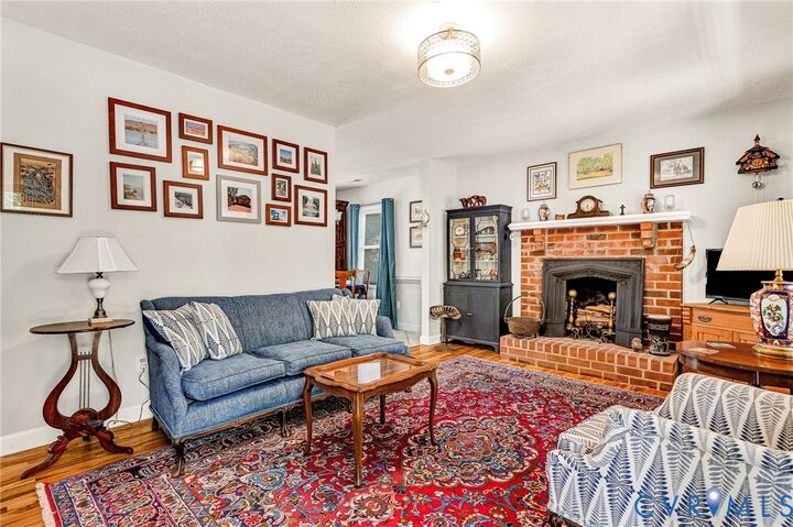 Property Photo: 104 Five Oaks Lane VA 23005