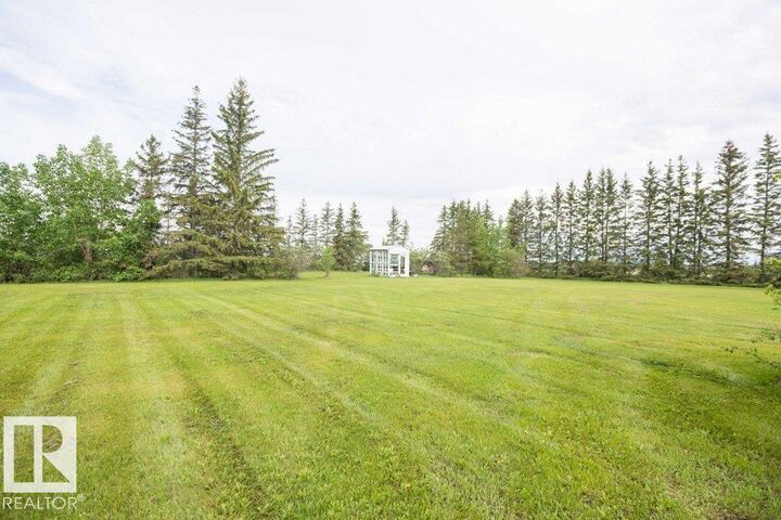 Property Photo: 57532 Rg Rd 270 AB T0G 0H0