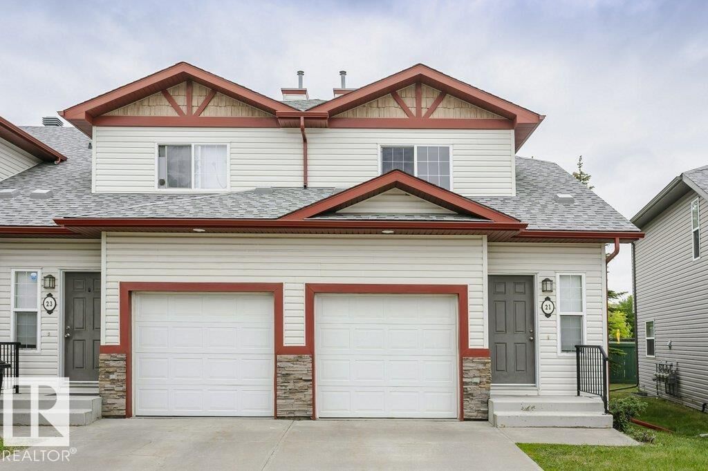 Property Photo:  15 Woodsmere Close 21  AB T8L 4S2 