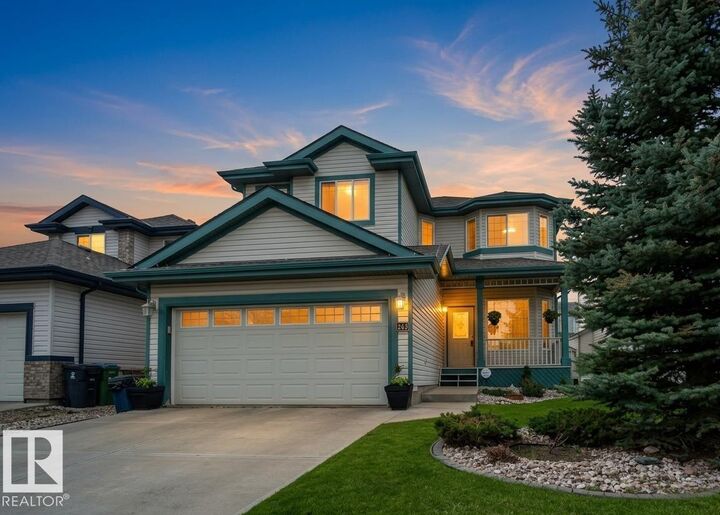 Property Photo:  243 Hilliard Green Green NW  AB T6R 3G5 