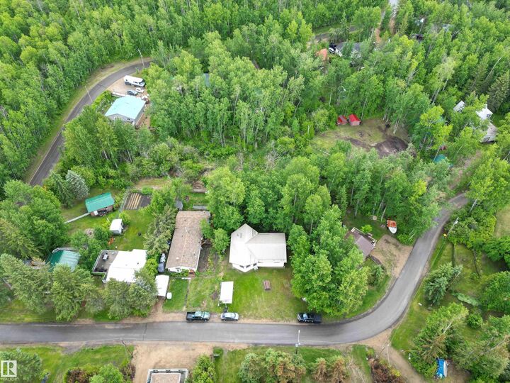 Property Photo: 163 5415 Twp Rd 594 AB T7N 1N2