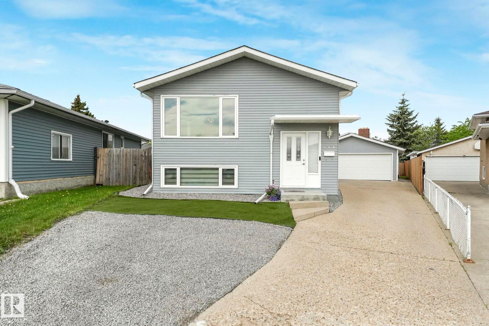 Property Photo:  180 Dunluce Road NW  AB T5X 4N9 