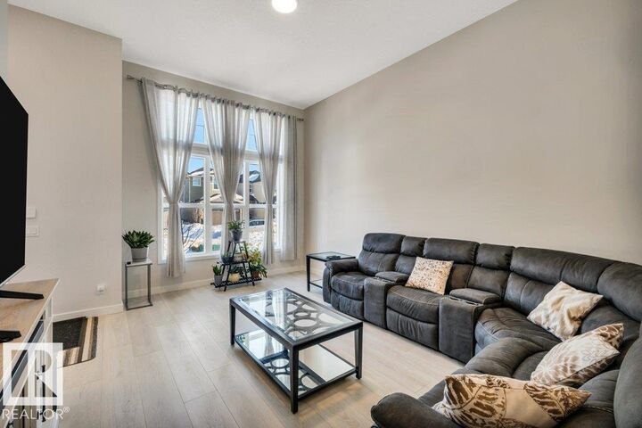 Property Photo: 54 Nettle Crescent AB T8N 7Z8