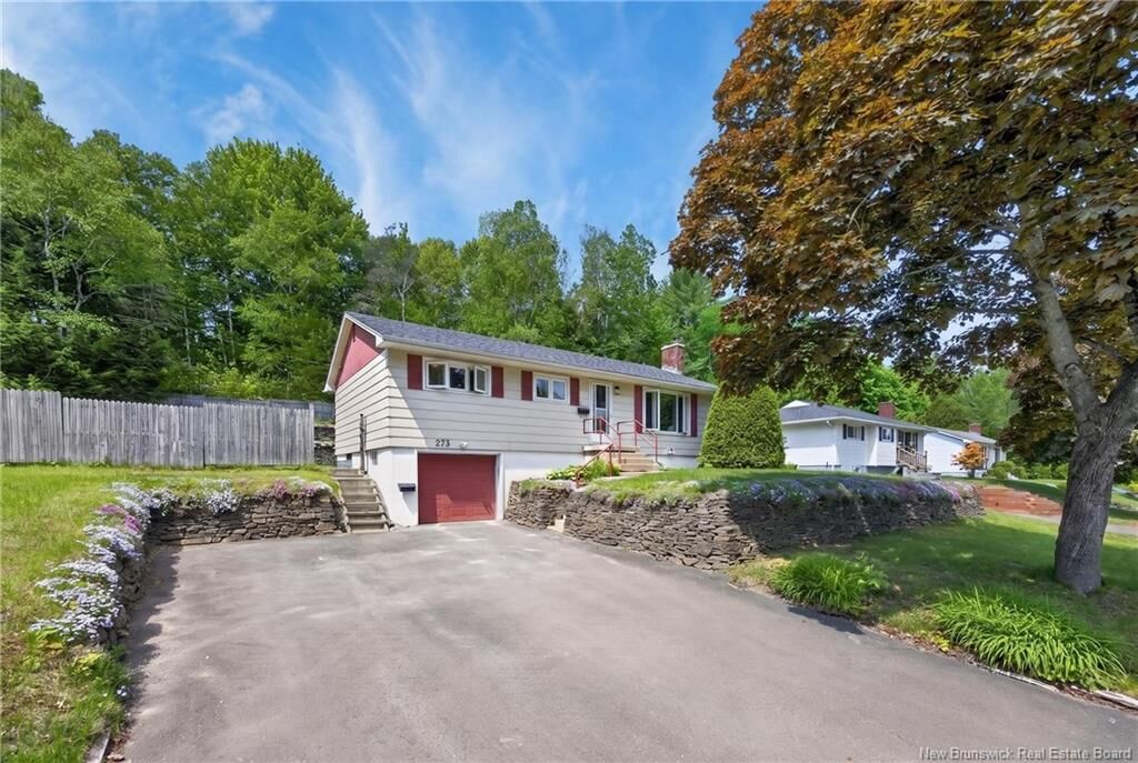 Property Photo: 273 Woodbridge NB E3B 4R4