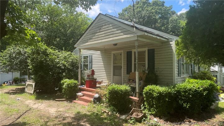 Property Photo:  2995 Coleman Road  NC 28312 