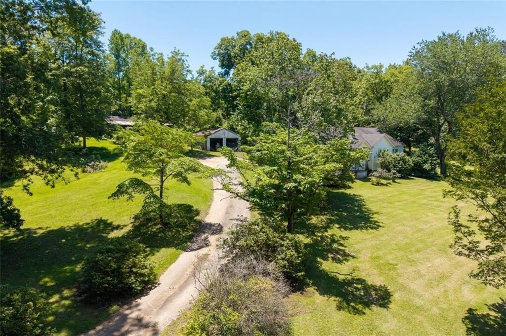 Property Photo: 14501 Veterans Memorial Highway GA 30180