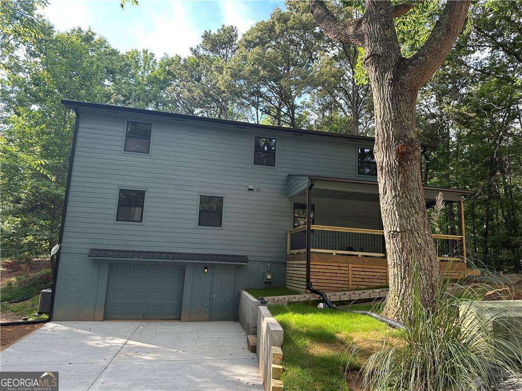 Property Photo: 4522 Bartow Carver Road SE GA 30102