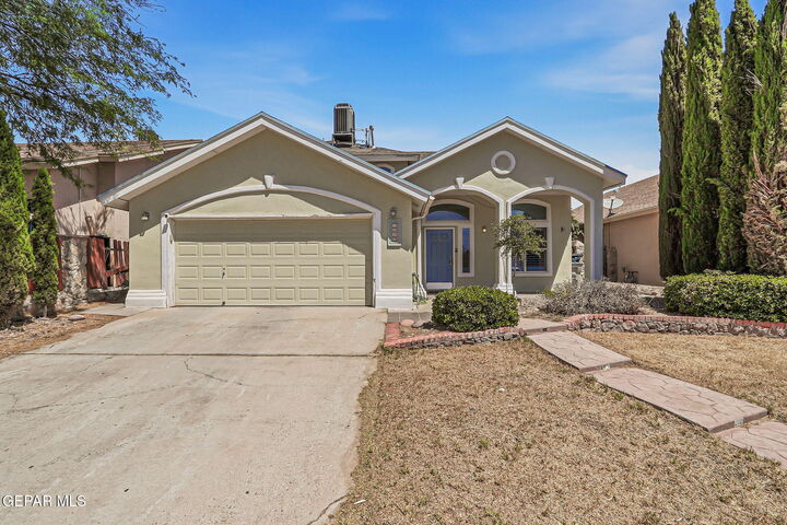 Property Photo:  5545 Rick Husband Drive  TX 79934 