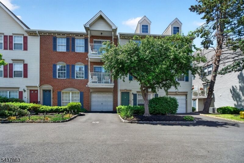 Property Photo:  5 Krueger Ct  NJ 07103 