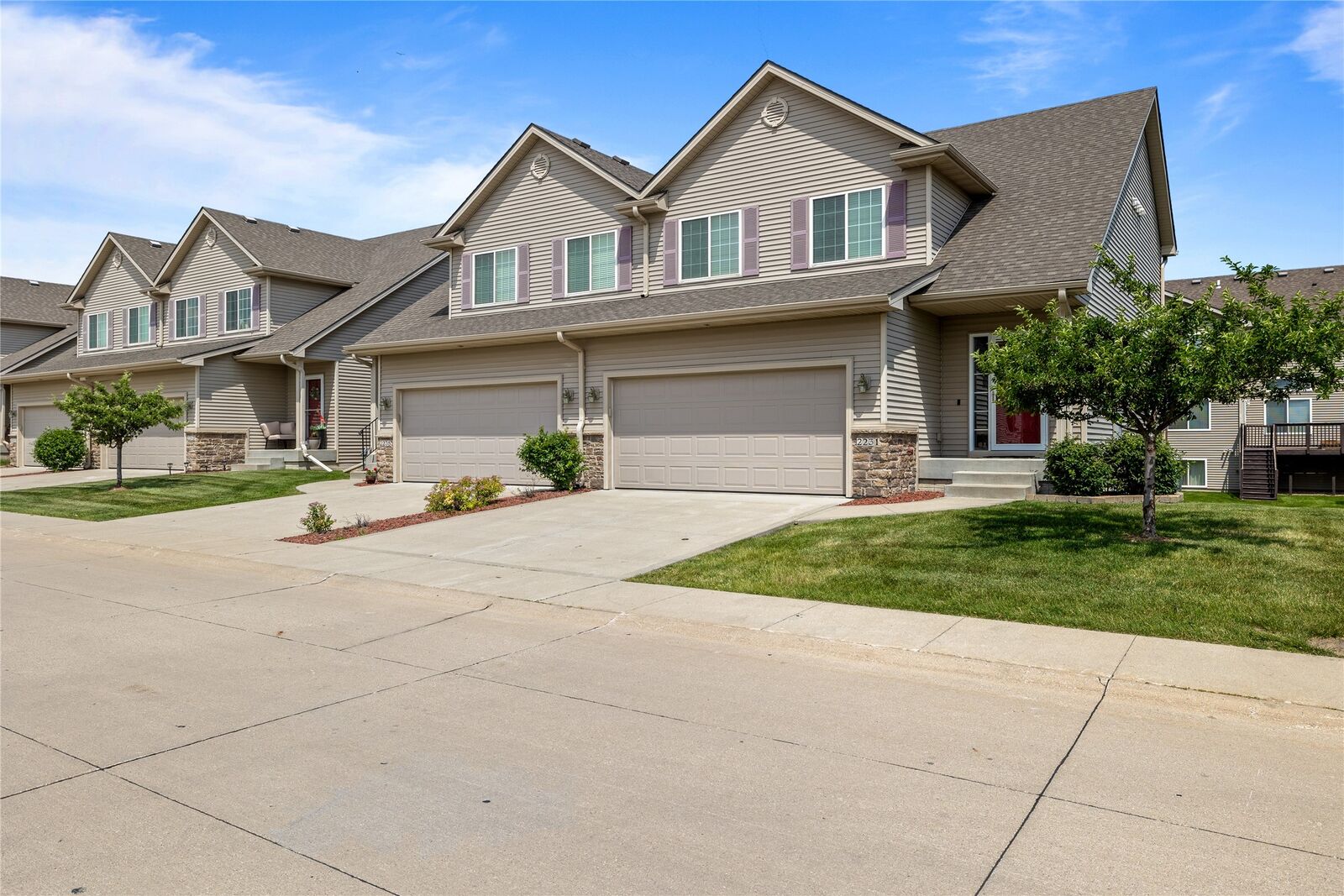 Property Photo: 2231 NW Chapel Lane IA 50023