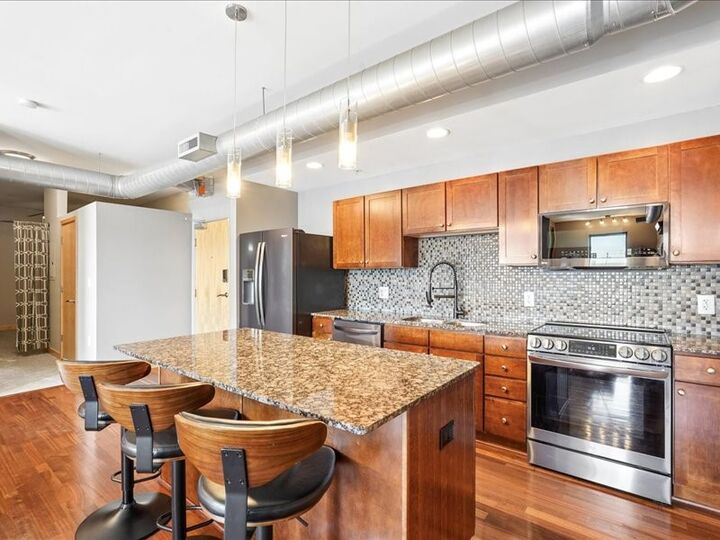 Property Photo: 119 4th Street 403 IA 50309